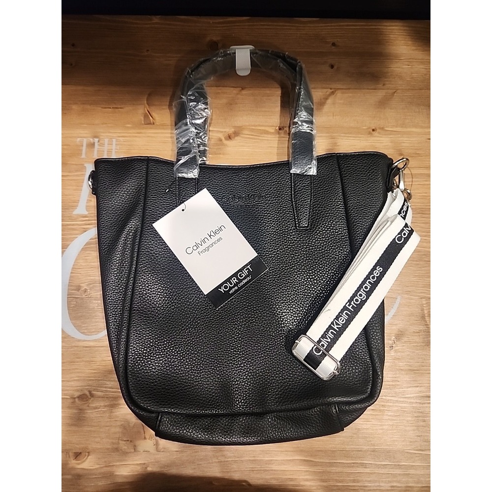 NEW Celvin Klein Small Black tote With Sports Strap
